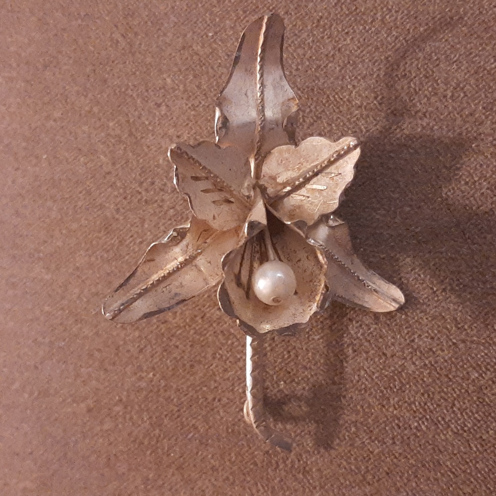 Retro sterling pearl orchid brooch